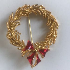Wreath pin red bow